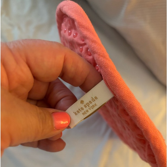 EUC Kate Spade Flamingo potholder/over mitt - Picture 3 of 3